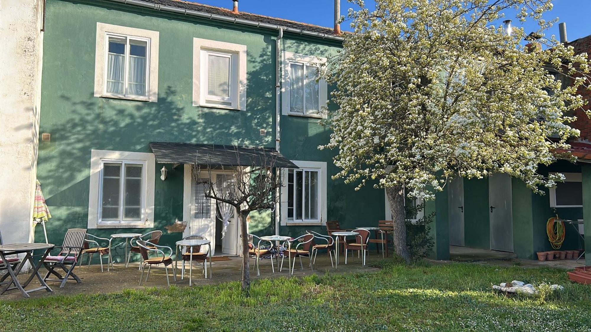 La Casa Verde Albergue San Martín del Camino Exteriör bild
